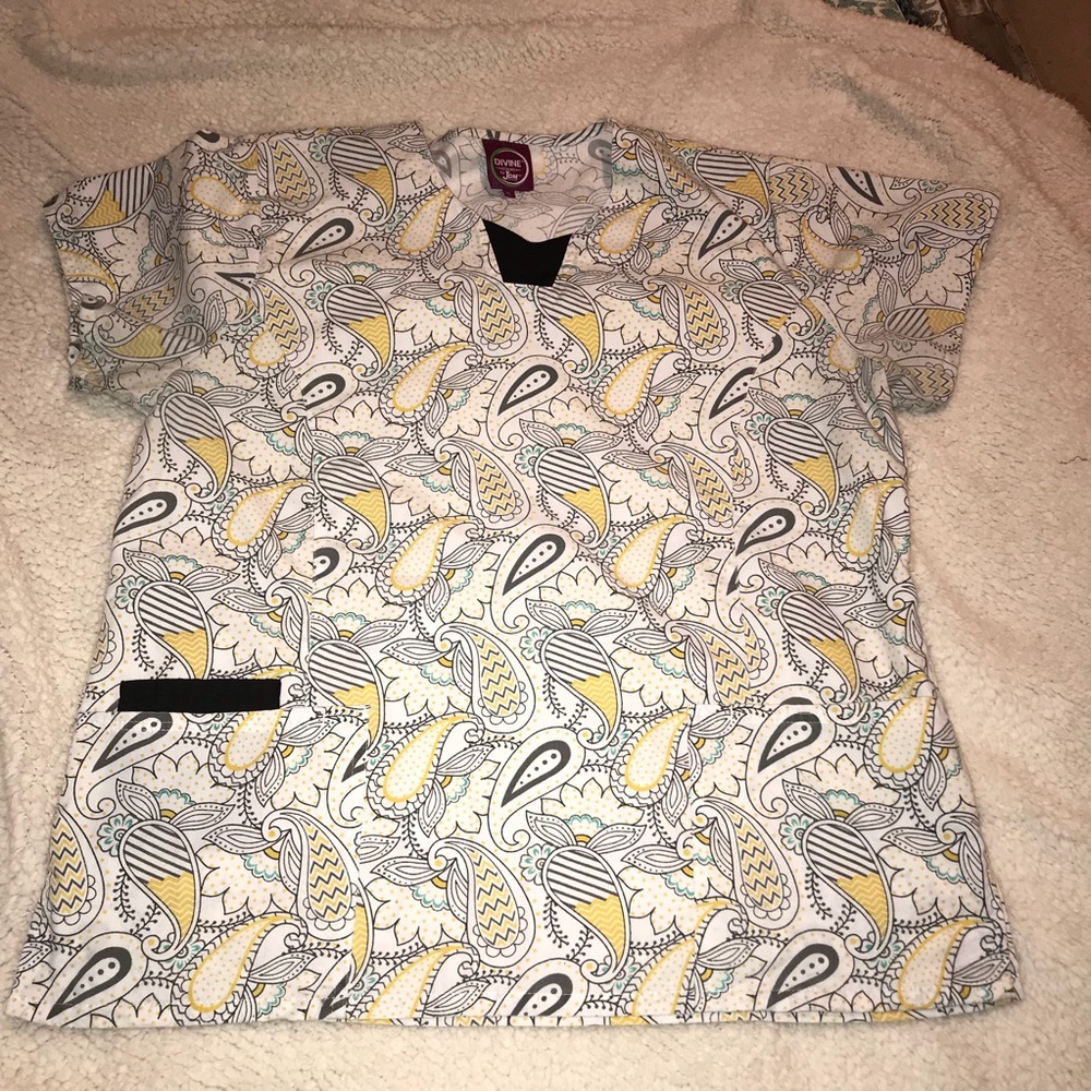 Women’s Scrub Top